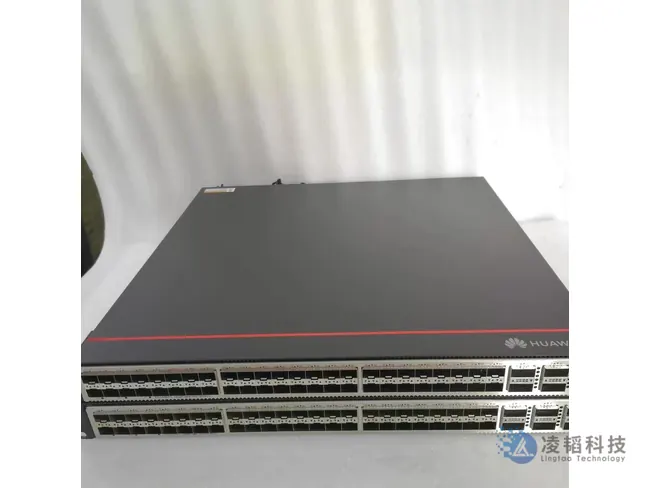 华为 CE6820-48S6CQ-A 数据中心交换机
