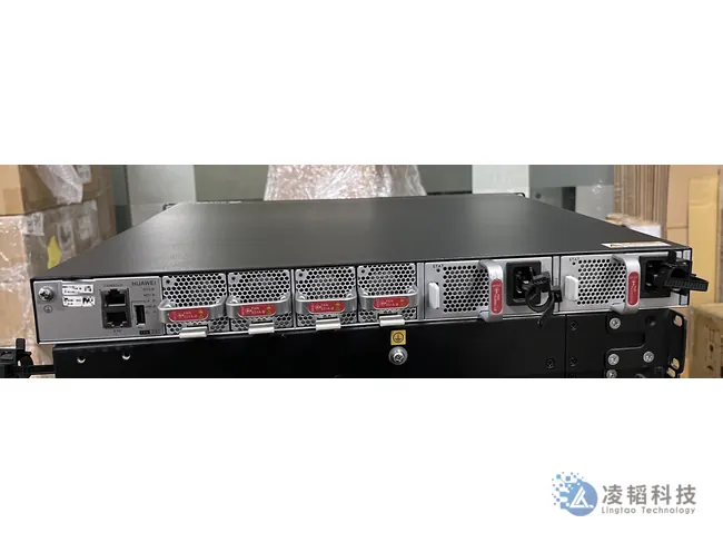 华为 CE6881-48S6CQ 数据中心交换机
