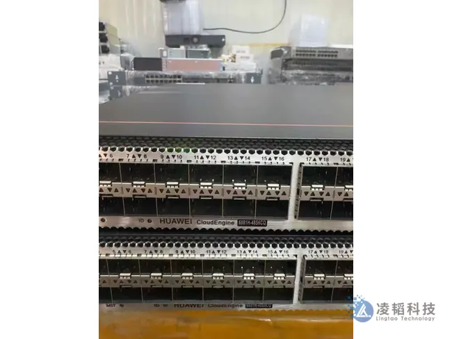 华为 CE6881H-48S6CQ 数据中心交换机