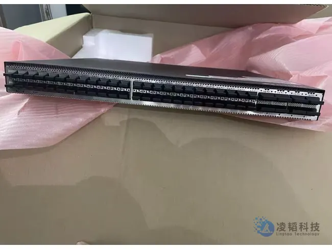 华为 NetEngine 8000E F1A 核心路由器