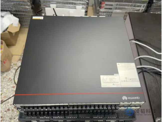 华为 NetEngine 8000E F1A 核心路由器