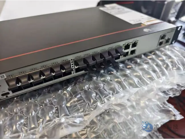 华为 NetEngine 8000E M1C 核心路由器