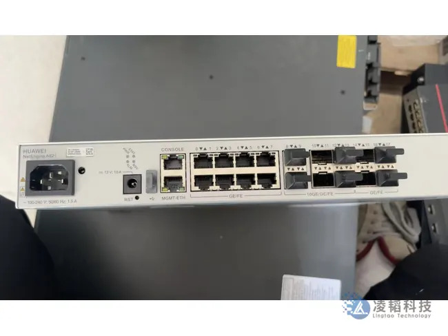 华为 NetEngine A821 E 核心路由器