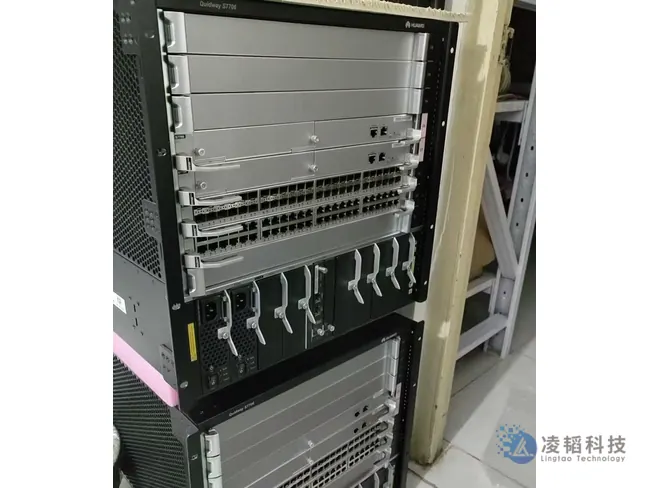 华为 S7706 PoE 园区交换机